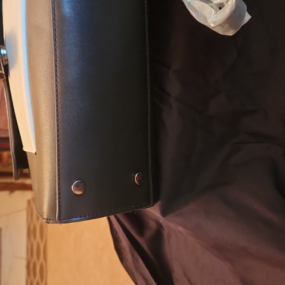 Black and White bag - Picture 3 of 8